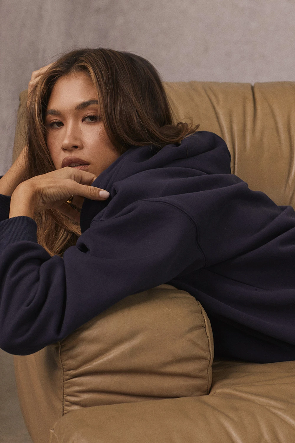 Navy Oversized Hoodie – Bild 11