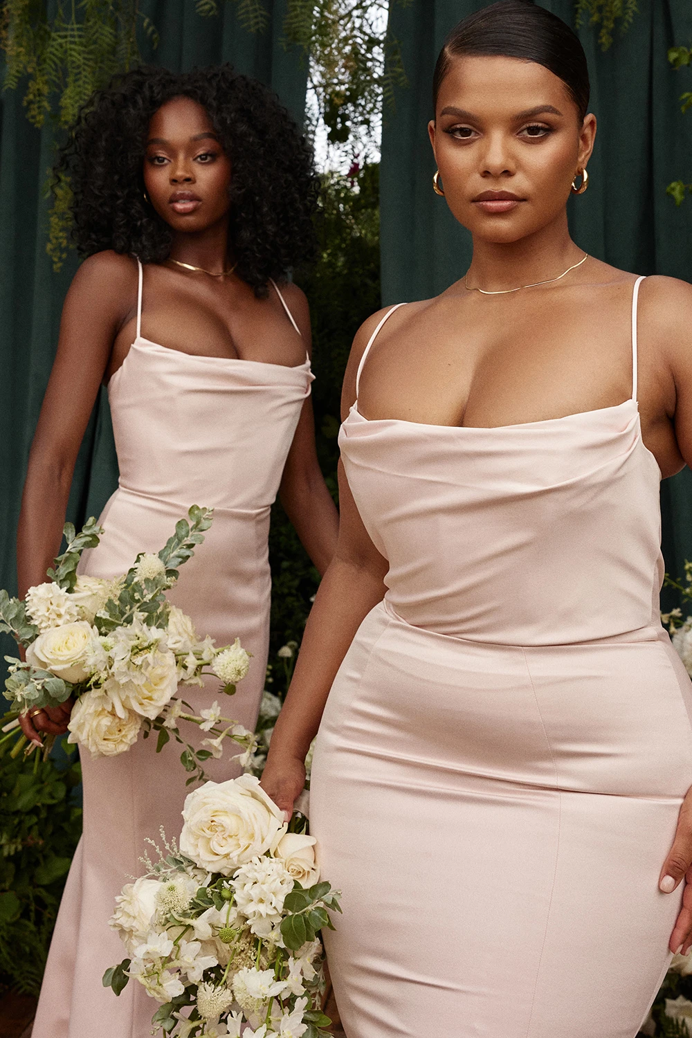 Blush Satin Fishtail Gown – Bild 12